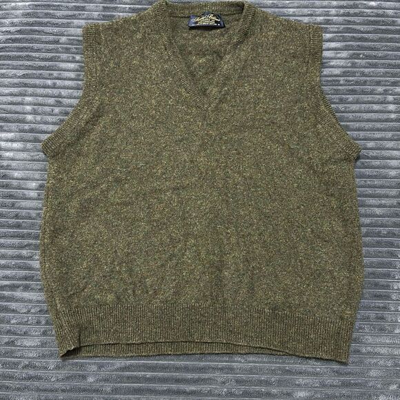 Brooks Brothers Lambswool Vest Men’s Size M Knitted in Great Britain - Picture 1 of 5